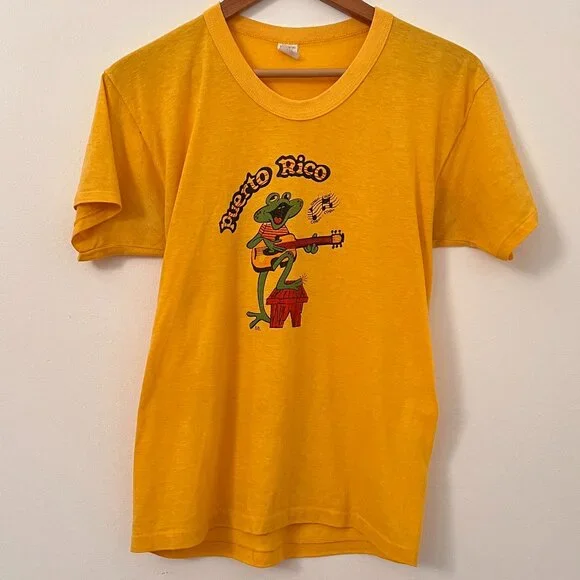 Vintage 80's Yellow Puerto Rico Frog Guitar Shirt Size M